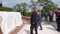 Аз маҷмааи Майдони Ғалаба дар Душанбе парда бардоштанд
