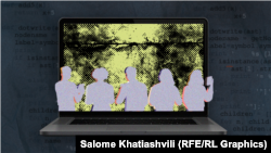 რადიო თავისუფლებასთან ეგორ კუროპტევი ამბობს, რომ მისი “ელფები” მხოლოდ თბილისიდან კი არა, არამედ მსოფლიოს სხვადასხვა ქვეყნიდან მუშაობენ.