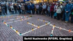  Pe 16 martie s-a împlinit un an de când o bombă rusească a distrus teatrul din Mariupol în care se adăposteau de bombardamente sute de locuitori ai orașului, Kiev, Ucraina, 16 martie 2023. 