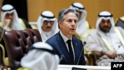 Държавният секретар на САЩ Антъни Блинкен присъства на съвместната министерска среща на Стратегическото партньорство между Съвета за сътрудничество в Персийския залив (ССПЗ) и САЩ, на която се обсъжда хуманитарната ситуация в Газа.