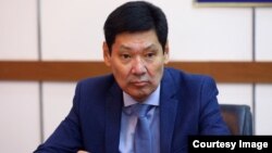 Төлөндү Макеев.