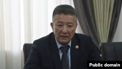 Эмил Өскөнбаев.