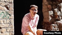 Володимир Рудаков із Маріуполя у дні перед загибеллю багато розмовляв із мамою. За день до смерті сказав: «Коли все закінчиться? Мабуть, мої друзі з Москви думають, що мене вже немає»