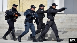 Кадър от антитерористично учение в школата на МВР във Варна, 7 март 2024 г.