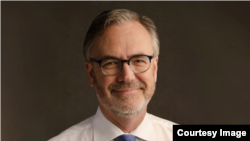 Стивен Капус.