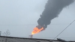 На обнародованных видео слышна сирена, виден дым и огонь на предприятии. Фото иллюстративное