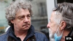 Актьорът Камен Донев по време на протест срещу уволнението на режисьора Александър Морфов от Народния театър