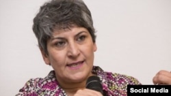 پرستو فروهر