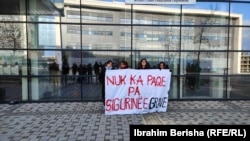 Protest u Prištini nakon ubistva Liridone, decembar 2023.