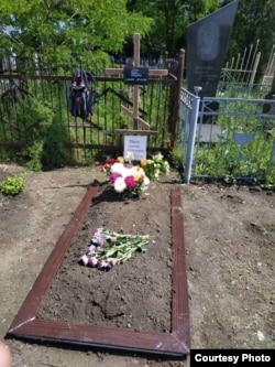 Могила Софії Моро, яку облаштував її хлопець. Фото з особистого архіву родини