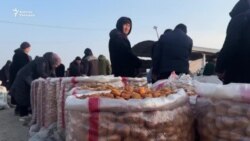 Баткен: Өрүк базарын кызыткан өзбек кардарлары