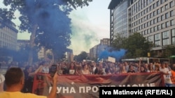 Šetnja učesnika protesta protiv nasilja u Novom Sadu, 28. juli 2022.
