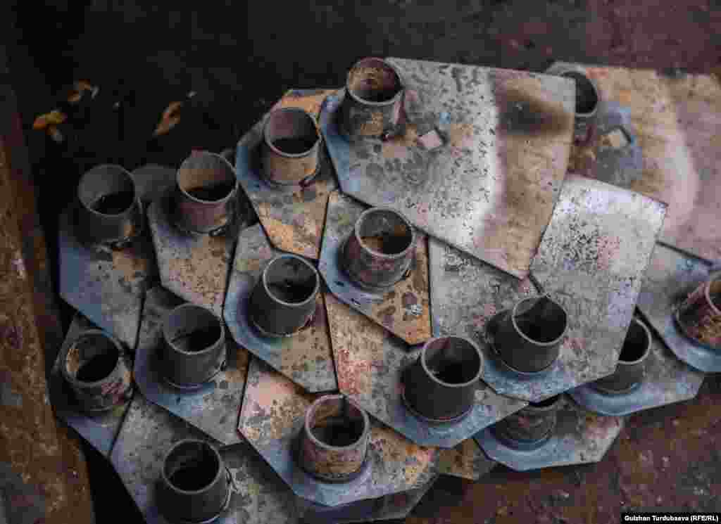 Темирден буюм жасоо көп мээнетти талап кылат.&nbsp;