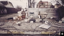 Бучадагы орус аскерлери турган кыйраган блокпост.