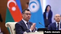 Кыргызстандын президенти Садыр Жапаров Түрк тилдүү мамлекеттердин башчыларынын саммитинде. Самарканд, Өзбекстан. 11-ноябрь, 2022-жыл.