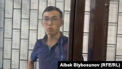 Ырыс Жекшеналиев на судебном процессе. Август, 2022 г.
