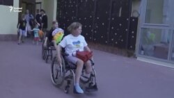 Anya és lánya együtt tette meg az első lépéseket azután, hogy mindketten elvesztették a lábukat egy orosz támadásban