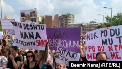 "Jo do të thotë Jo" - Prishtina, Tirana e Shkupi protestojnë kundër dhunës ndaj grave