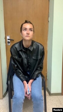 Szofija Szapega ellenzéki aktivistát és bloggert (Protaszevics orosz állampolgárságú barátnőjét) is letartóztatták május 25-én