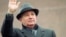 Mihail Gorbaciov la tribuna din Piața Roșie de la Moscova, 7 noiembrie 1989