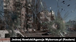 Міські служби наразі обладнують захисні споруди на в’їздах у столицю