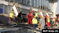 Akcija spašavanja preživelih nakon obrušavanja nadstrešnice Železničke stanice u Novom Sadu, 1. novembra 2024.