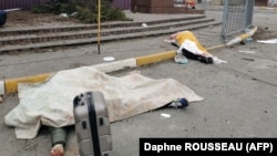 Бомбите падат, а хората умират. Как изглежда войната