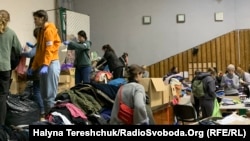 Тисячі людей у Львові та області об’єднались у волонтерський рух, щоб допомагати українським воїнам і мирним жителям