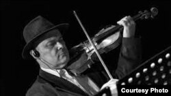 Александар Баланеску