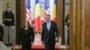 Președintele Klaus Iohannis s-a întâlnit în primăvară cu Kamala Harris, vicepreședinta SUA. Oficialii americani au subliniat în mai multe rânduri rolul Parteneriatului Strategic. Imagine din aprilie 2022. 