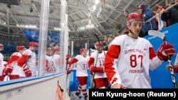 Російські хокеїсти, які виступають під білим прапором, програли збірній Словаччини