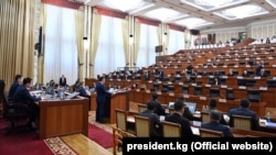 Жогорку Кенеш.