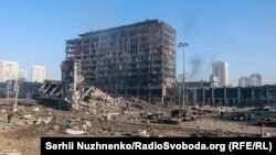 Последствия ракетного удара российских военных по торговому центру в Киеве, 21 марта 2022 г.