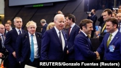 Президент США Джо Байден (в центре), лидеры других стран Запада и главы международных организаций на саммите в Брюсселе, 24 марта 2022 года