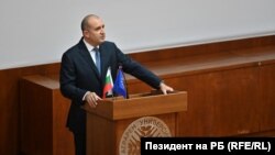 Румен Радев посети Пловдив, за да се срещне със студенти и преподаватели от Аграрния университет в града