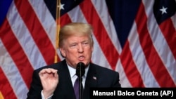 Donald Trump, prezentând noua strategie de securitate a SUA