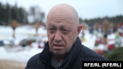 «Ймовірно, Пригожин зобразив українські сили такими, що мають достатню бойову потужність для початку масштабного контрнаступу, аби виправдати нездатність групи «Вагнер» завершити охоплення або оточення Бахмута», припускає ISW