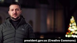 Зеленський: «Але хоч би що планували вони, ми знаємо про себе одне: ми вистоїмо, обовʼязково»