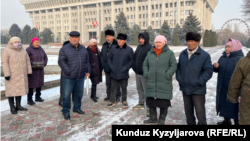 "Ихсан" кооперативине алданганын айткандар акцияга чыгышты. 2022-жылдын 22-декабры.