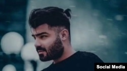 سامان صیدی اسفند گذشته در نامه‌ای به رئیس قوهٔ قضائیه با اشاره به مشکلات جسمی و روحی که در حبس متحمل شده است گفته بود که اعدام را به این شرایط ترجیح می‌دهد