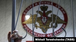 У Росії фіксують випадки трудового рабства з подальшим «продажем» військкоматам