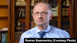 52-річний Роман Безсмертний був народним депутатом чотирьох скликань