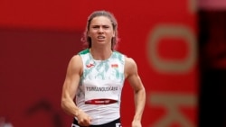 «Этот круговорот дьявола крутит тобой!» Белорусские чиновники уговаривают Тимановскую