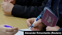 Окупований Донецьк, голосування на псевдореферендумі, вересень 2022 року