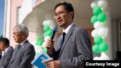 Томоя Сонода.