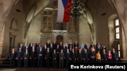 პრაღის სამიტის მონაწილენი. 6 ოქტომბერი, 2022 წ.
