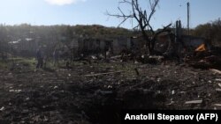 За даними голови ОВА, було близько 10 «прильотів» зі ствольної артилерії