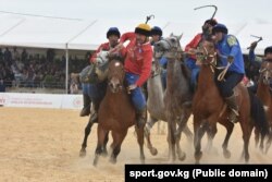 IV Дүйнөлүк көчмөндөр оюндары. Кыргызстан менен Казакстандын көк бөрү командалары финалда. 2022-жыл, 2-октябрь. Түркиянын Изник шаары.