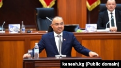 Нурланбек Шакиев, Жогорку Кеңештин төрагасы.