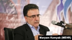 مصطفی تاجزاده، فعال سیاسی اصلاح‌طلب 